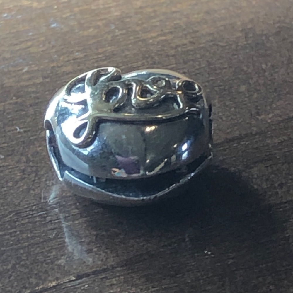 Pandora